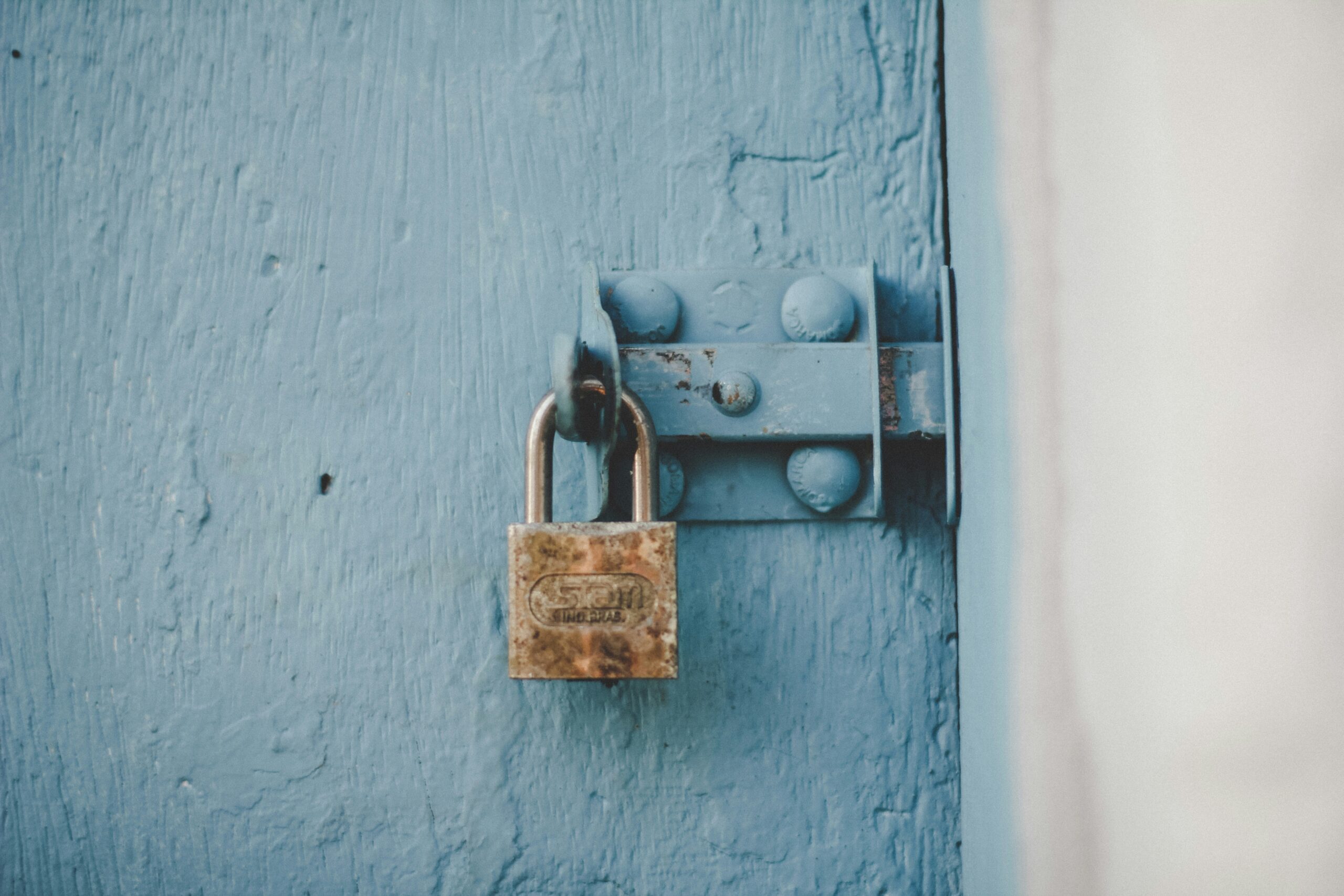 Attachment Styles and Adult Relationships: How Your Past Shapes Your Present