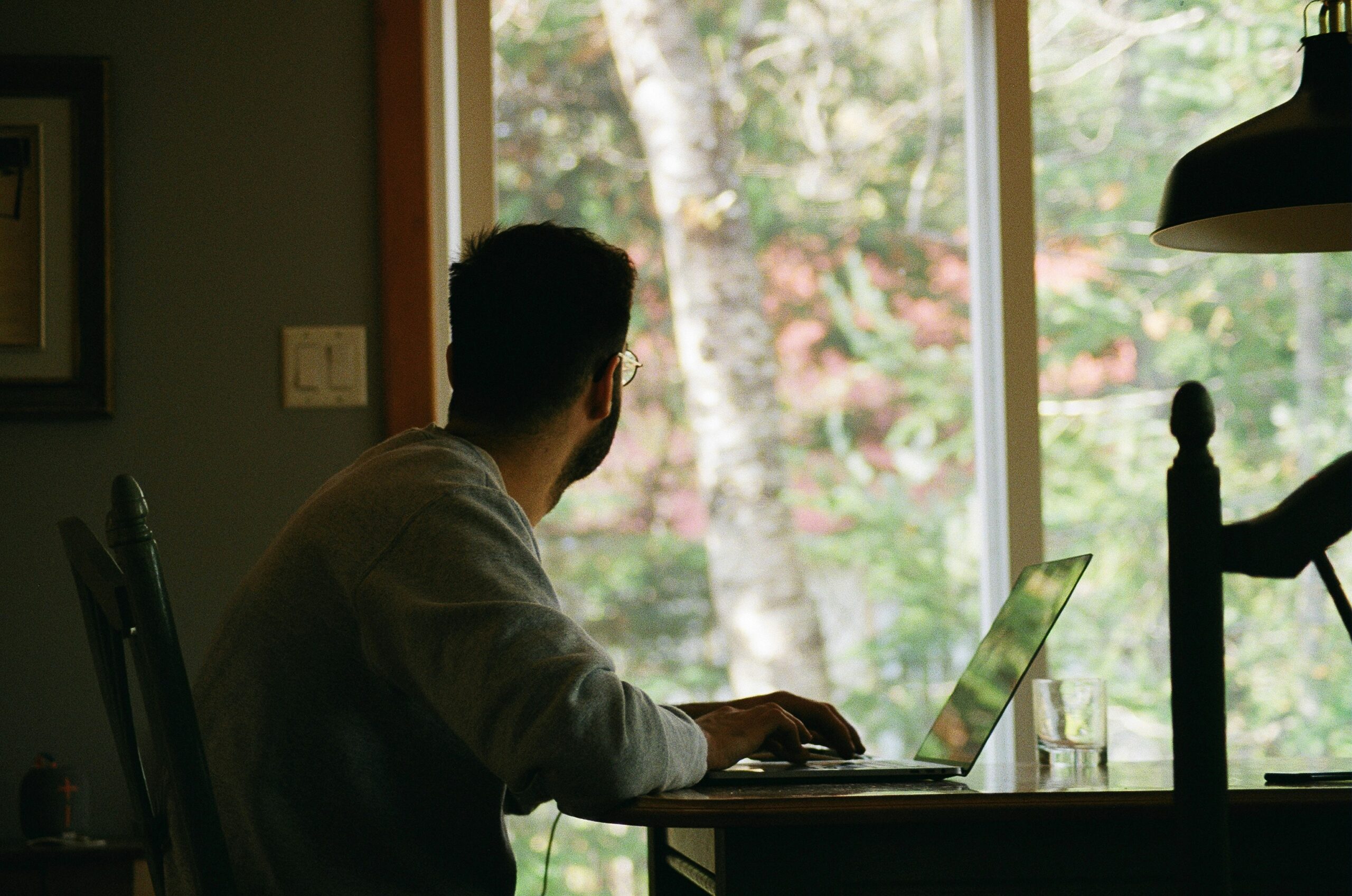 10 Psychological Effects of Remote Work